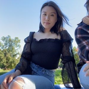 Meet your Posher, Sandy